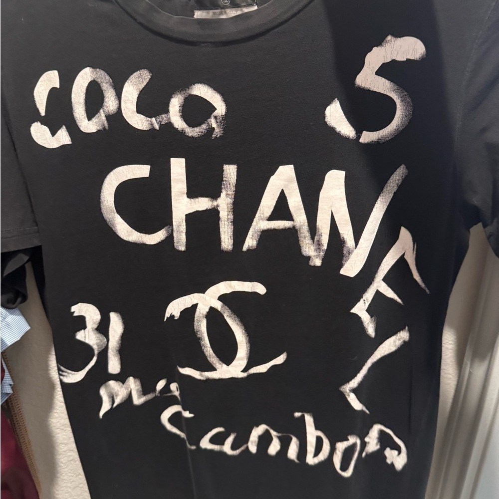 Chanel T-Shirt